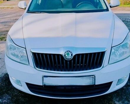 Білий Шкода Октавія, об'ємом двигуна 1.2 л та пробігом 280 тис. км за 5500 $, фото 1 на Automoto.ua