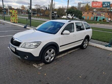 Білий Шкода Октавія, об'ємом двигуна 1.97 л та пробігом 264 тис. км за 10500 $, фото 1 на Automoto.ua