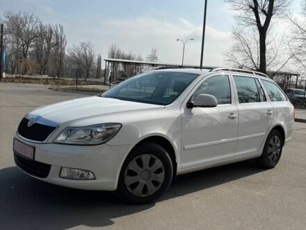 Шкода Октавія 2012 у Кременчуге на Automoto.ua Білий Шкода Октавія, об'ємом двигуна 1.8 л та пробігом 270 тис. км за 7500 $, фото 1 на Automoto.ua