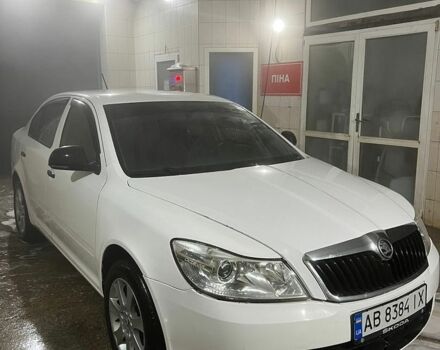 Білий Шкода Октавія, об'ємом двигуна 1.6 л та пробігом 327 тис. км за 7000 $, фото 1 на Automoto.ua