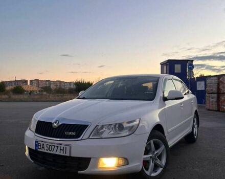 Шкода Октавия 2012 в Кропивницком (Кировограде) на Automoto.ua Белый Шкода Октавия, объемом двигателя 1.8 л и пробегом 222 тыс. км за 6700 $, фото 1 на Automoto.ua