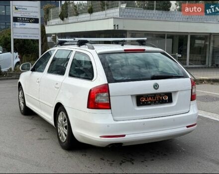 Белый Шкода Октавия, объемом двигателя 1.4 л и пробегом 215 тыс. км за 7850 $, фото 1 на Automoto.ua
