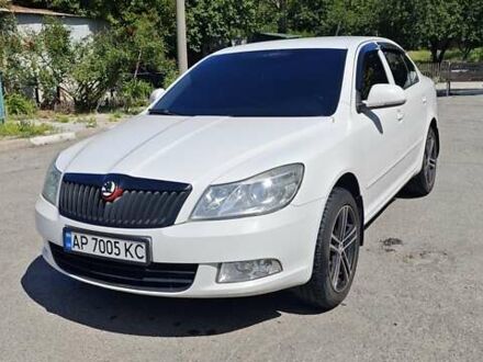 Шкода Октавія 2012 у Запоріжжя на Automoto.ua Білий Шкода Октавія, об'ємом двигуна 1.8 л та пробігом 240 тис. км за 11500 $, фото 1 на Automoto.ua