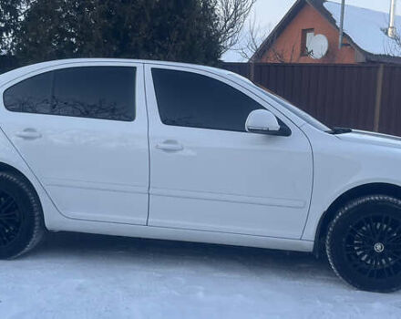 Белый Шкода Октавия, объемом двигателя 1.6 л и пробегом 188 тыс. км за 7700 $, фото 1 на Automoto.ua
