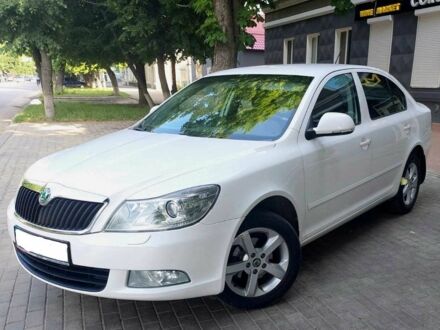 Шкода Октавія 2012 у Шостке на Automoto.ua Білий Шкода Октавія, об'ємом двигуна 1.6 л та пробігом 175 тис. км за 8800 $, фото 1 на Automoto.ua