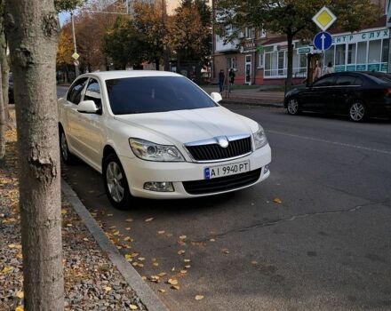 Белый Шкода Октавия, объемом двигателя 1.8 л и пробегом 304 тыс. км за 7500 $, фото 1 на Automoto.ua