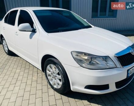 Білий Шкода Октавія, об'ємом двигуна 1.6 л та пробігом 237 тис. км за 6700 $, фото 1 на Automoto.ua