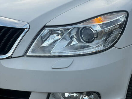 Білий Шкода Октавія, об'ємом двигуна 0 л та пробігом 282 тис. км за 8100 $, фото 1 на Automoto.ua