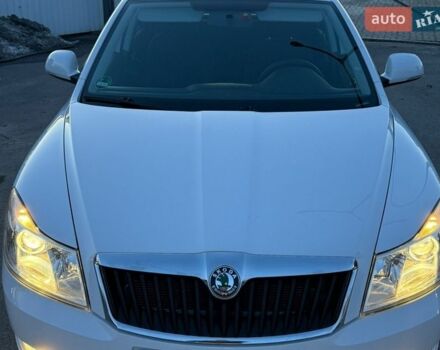 Білий Шкода Октавія, об'ємом двигуна 0 л та пробігом 155 тис. км за 8499 $, фото 1 на Automoto.ua