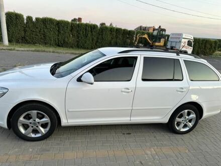 Белый Шкода Октавия, объемом двигателя 1.8 л и пробегом 252 тыс. км за 6966 $, фото 1 на Automoto.ua