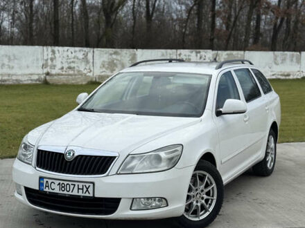 Білий Шкода Октавія, об'ємом двигуна 1.4 л та пробігом 223 тис. км за 7500 $, фото 1 на Automoto.ua