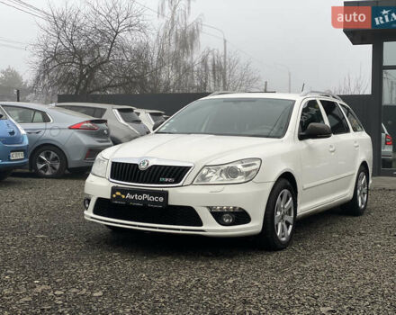 Белый Шкода Октавия, объемом двигателя 1.97 л и пробегом 369 тыс. км за 10999 $, фото 1 на Automoto.ua