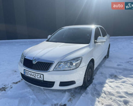 Белый Шкода Октавия, объемом двигателя 1.6 л и пробегом 298 тыс. км за 8600 $, фото 1 на Automoto.ua
