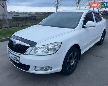 Білий Шкода Октавія, об'ємом двигуна 1.6 л та пробігом 120 тис. км за 8700 $, фото 1 на Automoto.ua