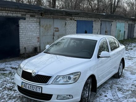 Білий Шкода Октавія, об'ємом двигуна 1.6 л та пробігом 234 тис. км за 7900 $, фото 1 на Automoto.ua