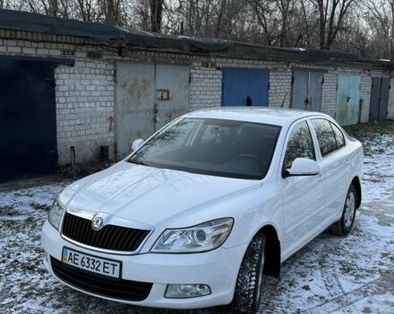 Белый Шкода Октавия, объемом двигателя 1.6 л и пробегом 234 тыс. км за 7900 $, фото 1 на Automoto.ua