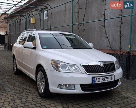 Білий Шкода Октавія, об'ємом двигуна 1.39 л та пробігом 197 тис. км за 7650 $, фото 1 на Automoto.ua