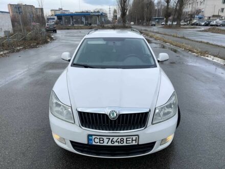 Шкода Октавія 2012 у Чернігові на Automoto.ua Білий Шкода Октавія, об'ємом двигуна 2 л та пробігом 240 тис. км за 8800 $, фото 1 на Automoto.ua