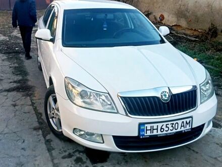 Білий Шкода Октавія, об'ємом двигуна 1.6 л та пробігом 21500 тис. км за 7450 $, фото 1 на Automoto.ua