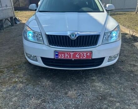 Білий Шкода Октавія, об'ємом двигуна 0 л та пробігом 209 тис. км за 8200 $, фото 1 на Automoto.ua