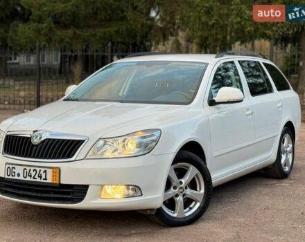 Білий Шкода Октавія, об'ємом двигуна 1.6 л та пробігом 212 тис. км за 8999 $, фото 1 на Automoto.ua