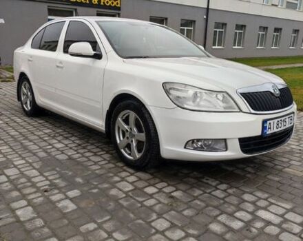 Белый Шкода Октавия, объемом двигателя 1.6 л и пробегом 286 тыс. км за 7000 $, фото 1 на Automoto.ua