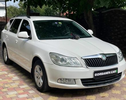 Белый Шкода Октавия, объемом двигателя 1.8 л и пробегом 280 тыс. км за 7499 $, фото 1 на Automoto.ua