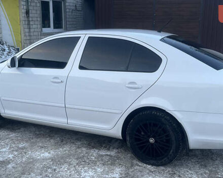 Білий Шкода Октавія, об'ємом двигуна 1.6 л та пробігом 187 тис. км за 7900 $, фото 1 на Automoto.ua