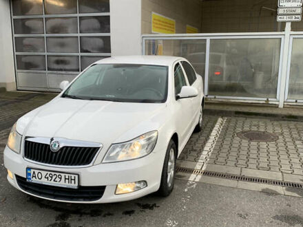 Шкода Октавія 2012 у Тячеве на Automoto.ua Білий Шкода Октавія, об'ємом двигуна 1.6 л та пробігом 294 тис. км за 7100 $, фото 1 на Automoto.ua