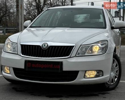 Білий Шкода Октавія, об'ємом двигуна 1.6 л та пробігом 286 тис. км за 7500 $, фото 1 на Automoto.ua