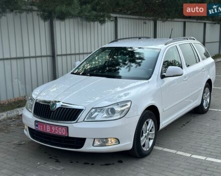Білий Шкода Октавія, об'ємом двигуна 1.99 л та пробігом 268 тис. км за 9300 $, фото 1 на Automoto.ua