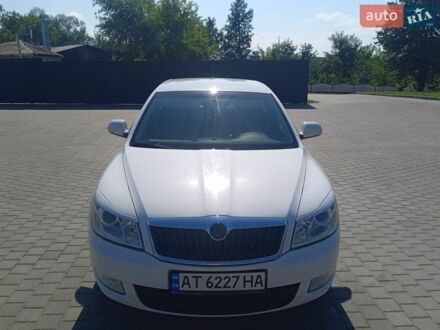 Білий Шкода Октавія, об'ємом двигуна 1.6 л та пробігом 340 тис. км за 7600 $, фото 1 на Automoto.ua