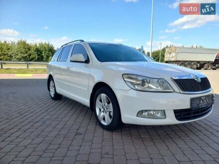 Білий Шкода Октавія, об'ємом двигуна 1.98 л та пробігом 270 тис. км за 8500 $, фото 1 на Automoto.ua