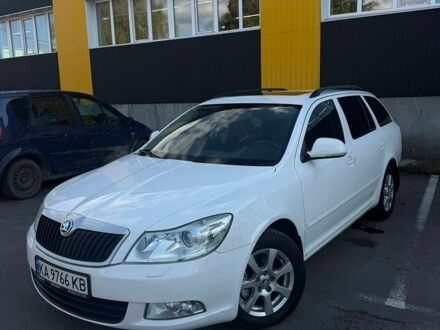 Білий Шкода Октавія, об'ємом двигуна 1.97 л та пробігом 325 тис. км за 7500 $, фото 1 на Automoto.ua