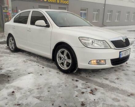 Белый Шкода Октавия, объемом двигателя 1.6 л и пробегом 286 тыс. км за 6950 $, фото 1 на Automoto.ua