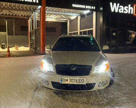 Белый Шкода Октавия, объемом двигателя 1.97 л и пробегом 331 тыс. км за 7999 $, фото 1 на Automoto.ua