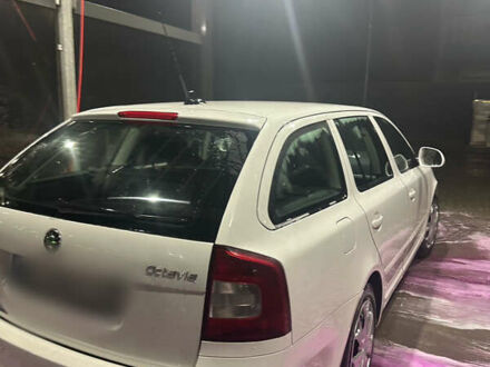 Белый Шкода Октавия, объемом двигателя 1.99 л и пробегом 413 тыс. км за 9250 $, фото 1 на Automoto.ua