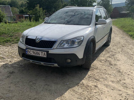 Шкода Октавия 2012 в Дрогобыче на Automoto.ua Белый Шкода Октавия, объемом двигателя 2 л и пробегом 247 тыс. км за 10500 $, фото 1 на Automoto.ua