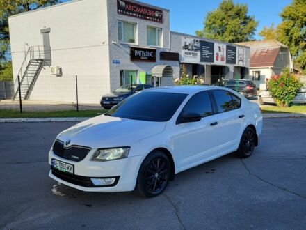 Білий Шкода Октавія, об'ємом двигуна 1.2 л та пробігом 240 тис. км за 8800 $, фото 1 на Automoto.ua