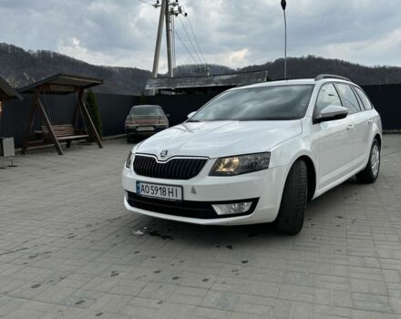 Белый Шкода Октавия, объемом двигателя 2 л и пробегом 345 тыс. км за 9900 $, фото 1 на Automoto.ua