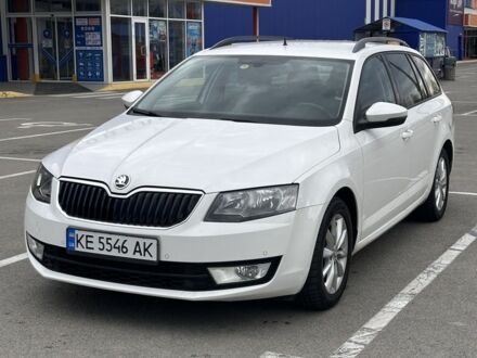 Білий Шкода Октавія, об'ємом двигуна 1.8 л та пробігом 229 тис. км за 10300 $, фото 1 на Automoto.ua