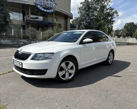 Белый Шкода Октавия, объемом двигателя 1.6 л и пробегом 225 тыс. км за 9935 $, фото 1 на Automoto.ua