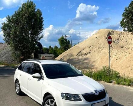 Белый Шкода Октавия, объемом двигателя 1.6 л и пробегом 0 тыс. км за 9900 $, фото 1 на Automoto.ua
