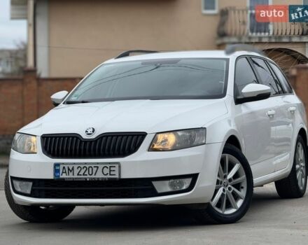 Белый Шкода Октавия, объемом двигателя 2 л и пробегом 269 тыс. км за 9500 $, фото 1 на Automoto.ua