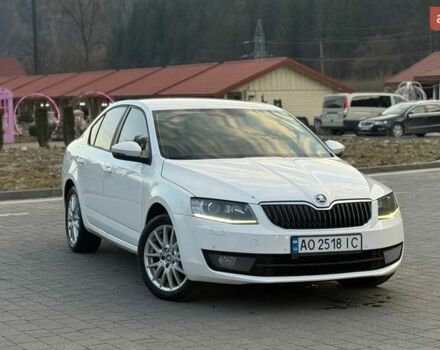 Белый Шкода Октавия, объемом двигателя 1.6 л и пробегом 300 тыс. км за 8900 $, фото 1 на Automoto.ua