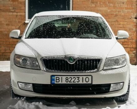 Белый Шкода Октавия, объемом двигателя 1.8 л и пробегом 222 тыс. км за 7700 $, фото 1 на Automoto.ua