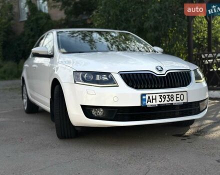 Белый Шкода Октавия, объемом двигателя 1.97 л и пробегом 264 тыс. км за 10900 $, фото 1 на Automoto.ua