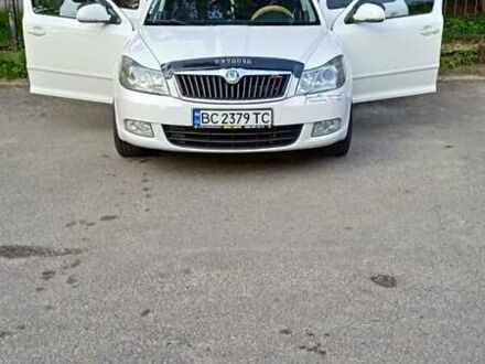 Шкода Октавия 2013 в Моршин на Automoto.ua Белый Шкода Октавия, объемом двигателя 1.6 л и пробегом 270 тыс. км за 9100 $, фото 1 на Automoto.ua