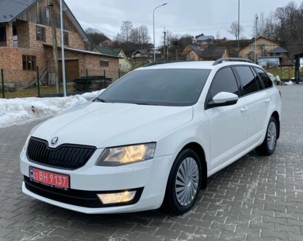 Белый Шкода Октавия, объемом двигателя 1.6 л и пробегом 330 тыс. км за 8799 $, фото 1 на Automoto.ua