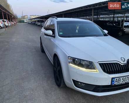 Белый Шкода Октавия, объемом двигателя 1.97 л и пробегом 203 тыс. км за 12700 $, фото 1 на Automoto.ua